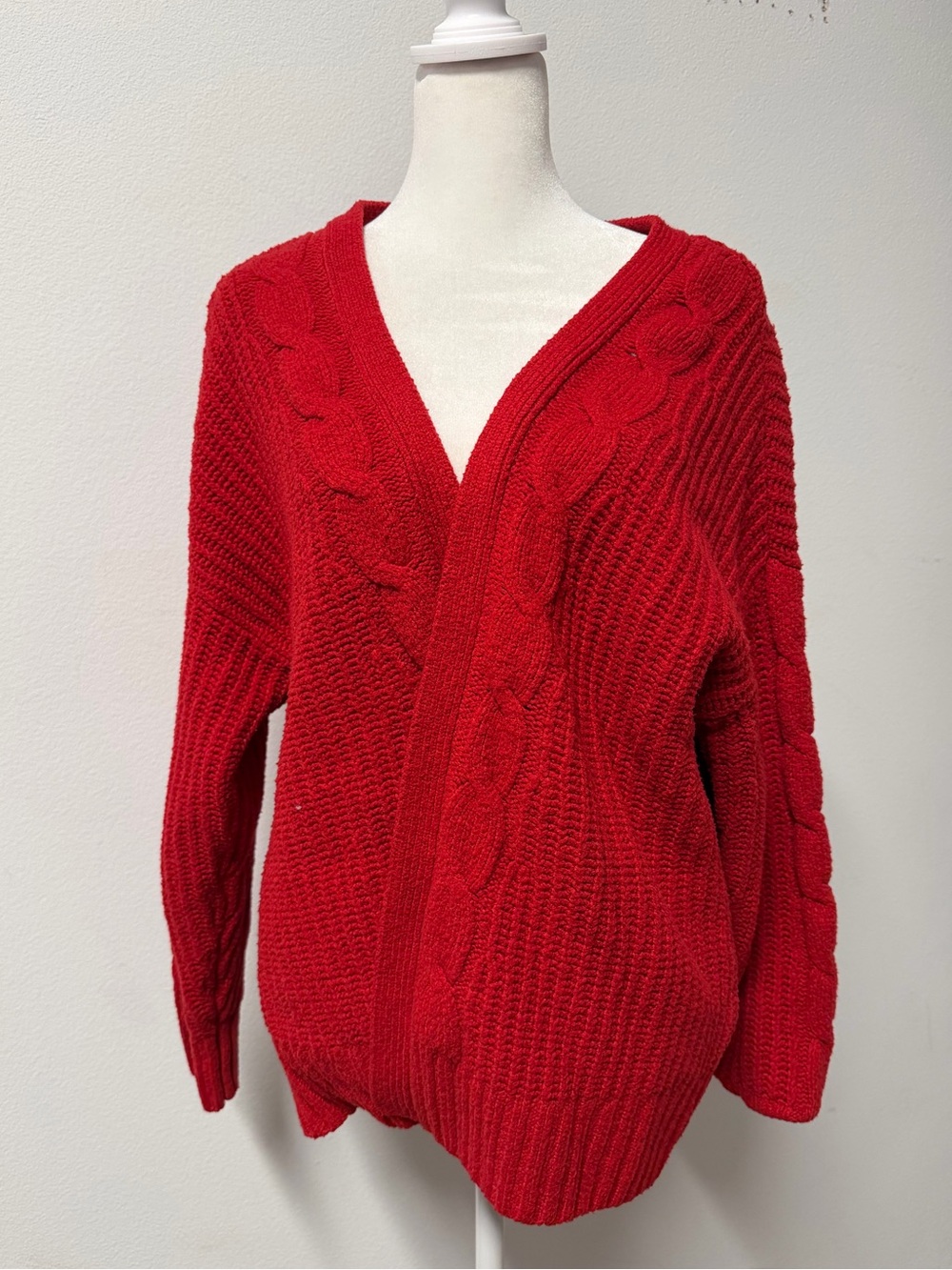 Hollister Comfy Cloud Easy No-Close Cardigan Red Cable Knit Sweater Size M